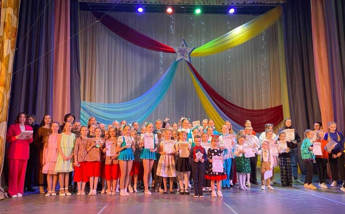 В Приморском районе прошёл детский районный смотр-конкурс художественной самодеятельности «Талант! Творчество! Дети!»