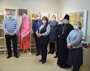В Приморском районе открылась выставка «Свет Невечерний» В Приморском районе открылась выставка «Свет Невечерний»