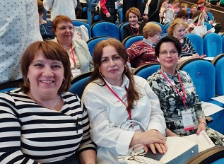 Женщины Приморского района приняли участие в региональном съезде