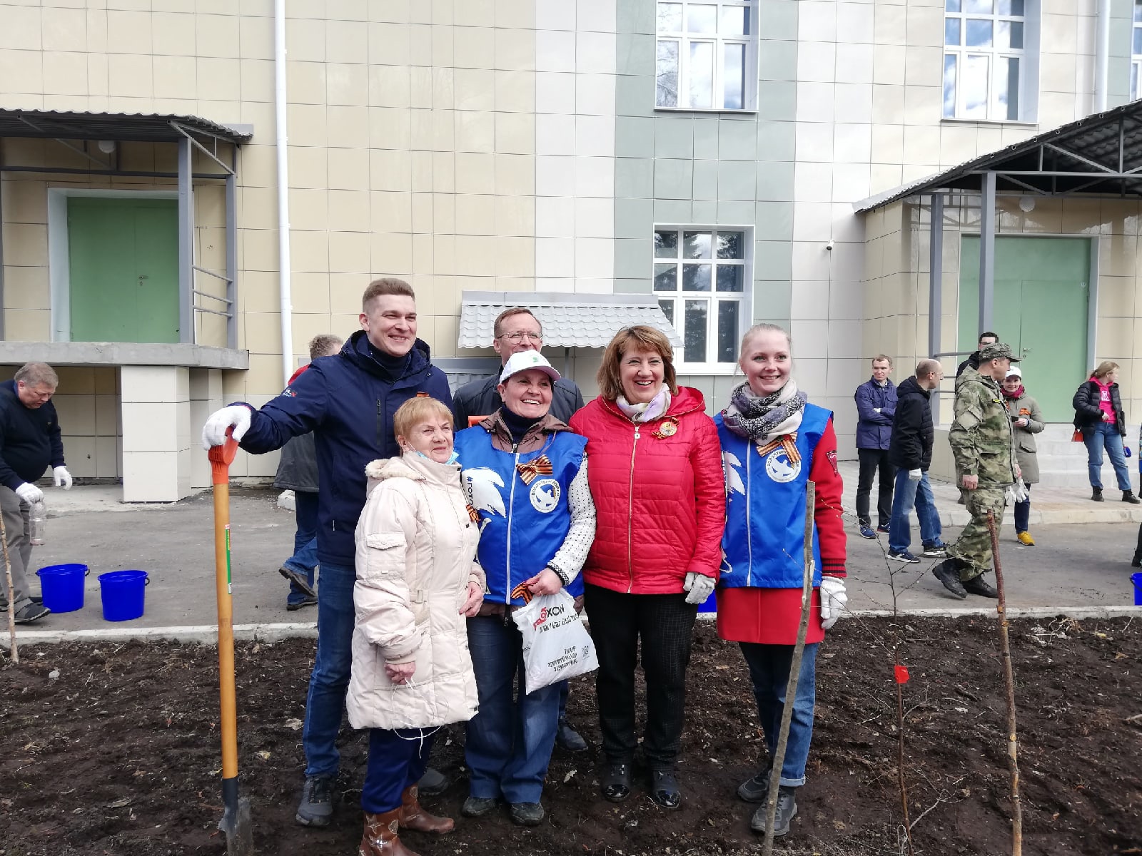 Сад Памяти высадили в Катунино