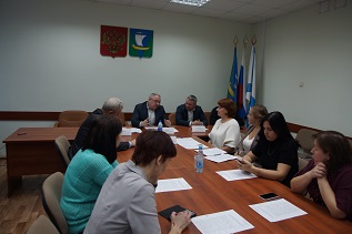 Депутаты Приморского района обсудили работу с гражданами