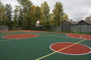 В поселке Боброво состоялось торжественное открытее универсальной спортивной площадки