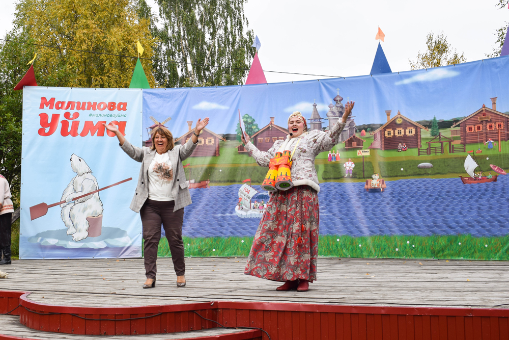 В Приморском районе прошёл самый весёлый праздник «МАЛИНОВА УЙМА»!