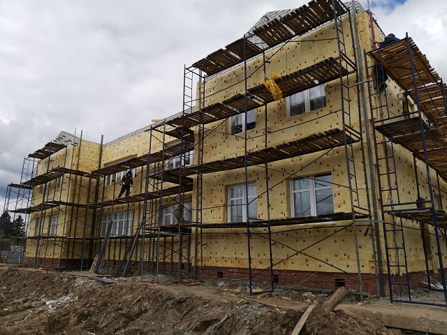 Продолжается строительство детского сада в поселке Боброво