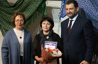 «Поморские супрядки» — победители областного конкурса «Поморье — территория мира и согласия» «Поморские супрядки» — победители областного конкурса «Поморье — территория мира и согласия»