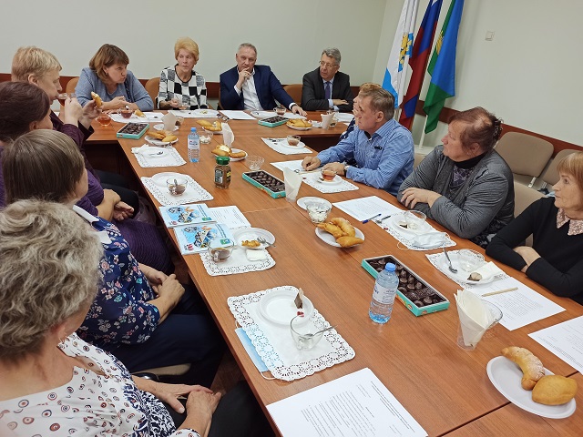 Встреча с ветеранами Встреча с ветеранами