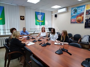 В Приморском районе реализуют масштабный проект «Служба родственной помощи» В Приморском районе реализуют масштабный проект «Служба родственной помощи»